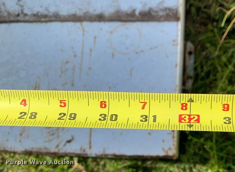 image for item LH9592 (6) auxiliary fuel tanks