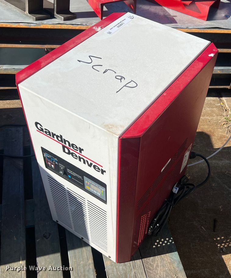 image for item LI9650 Gardner Denver XGNC75A100  refrigerated compressed air dryer