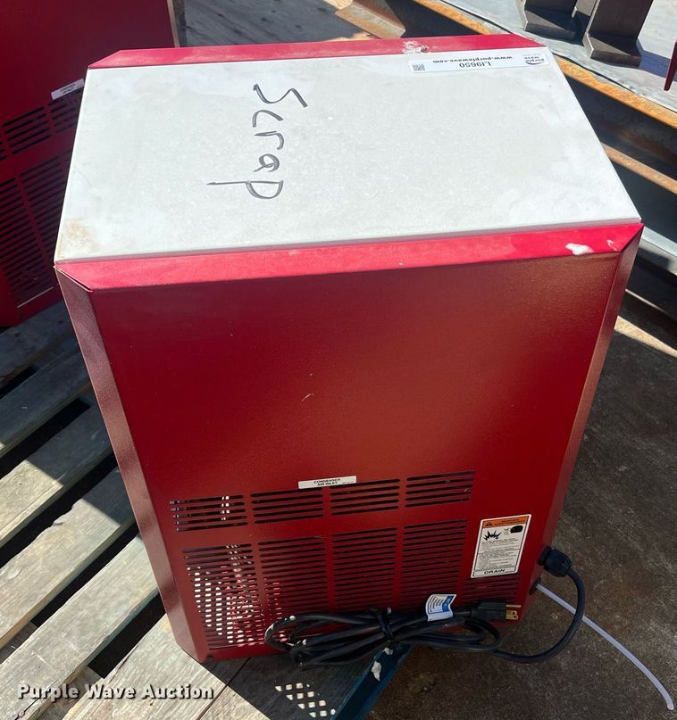 image for item LI9650 Gardner Denver XGNC75A100  refrigerated compressed air dryer