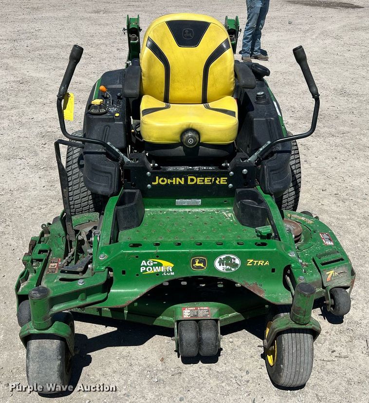 image for item LI9662 John Deere Z950R  ZTR lawn mower
