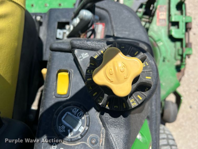 image for item LI9662 John Deere Z950R  ZTR lawn mower