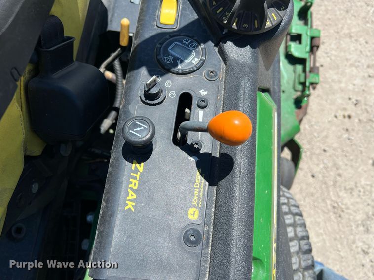 image for item LI9662 John Deere Z950R  ZTR lawn mower