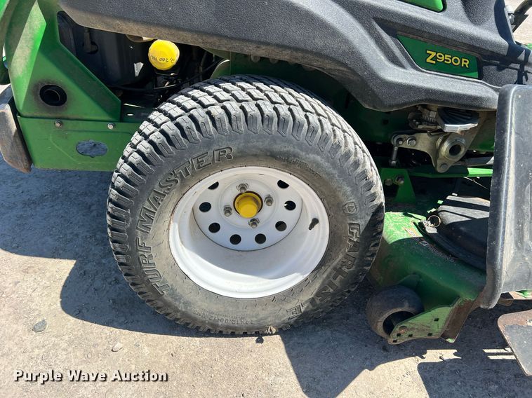 image for item LI9663 John Deere Z950R  ZTR lawn mower