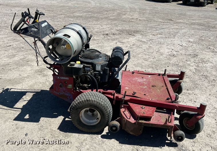 image for item LI9664 Exmark X-Series  ZTR lawn mower