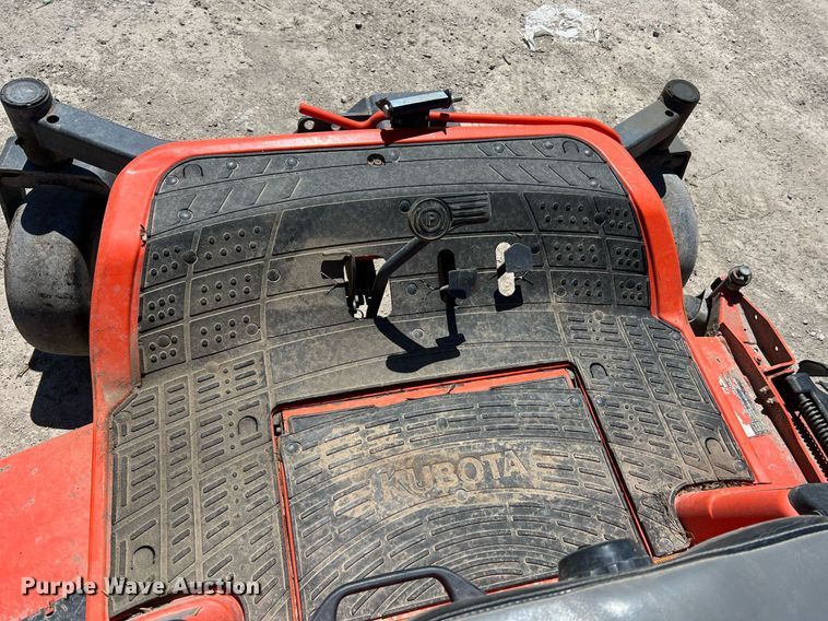 image for item LI9665 Kubota ZD1211  ZTR lawn mower