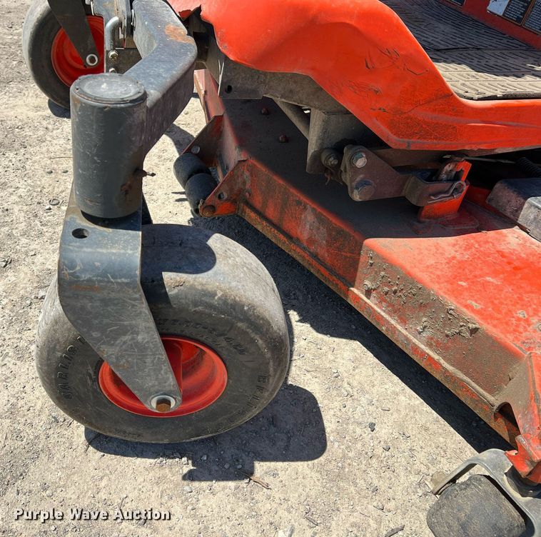 image for item LI9665 Kubota ZD1211  ZTR lawn mower