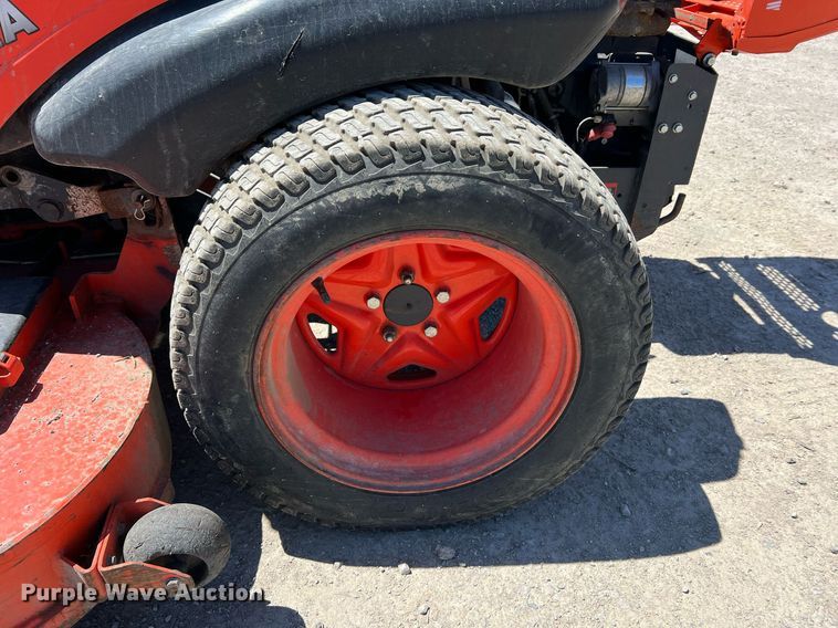 image for item LI9665 Kubota ZD1211  ZTR lawn mower