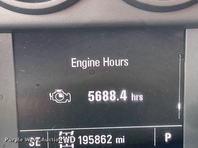 image for item LJ9631 2019 Chevrolet Silverado 1500  Double Cab pickup truck