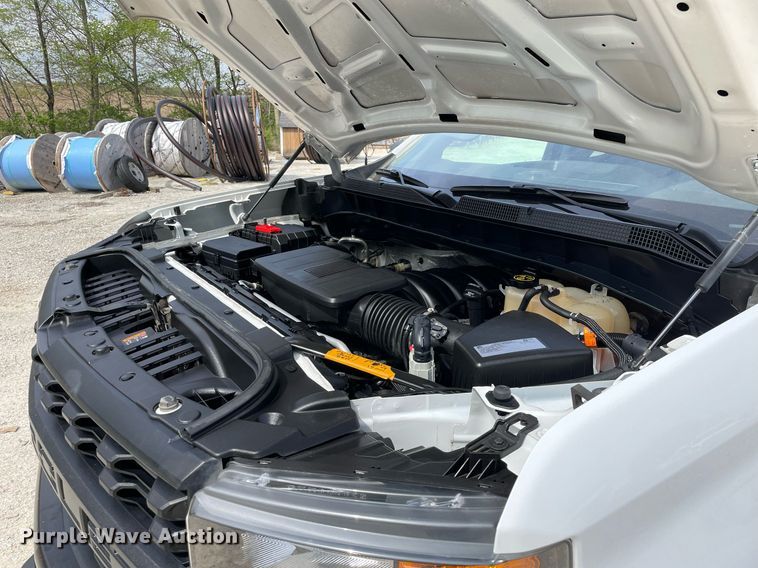 image for item LJ9631 2019 Chevrolet Silverado 1500  Double Cab pickup truck