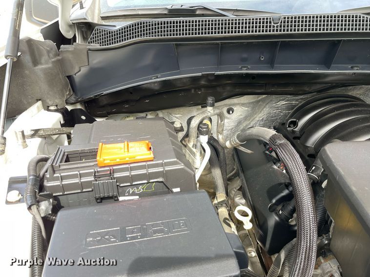 image for item LJ9631 2019 Chevrolet Silverado 1500  Double Cab pickup truck