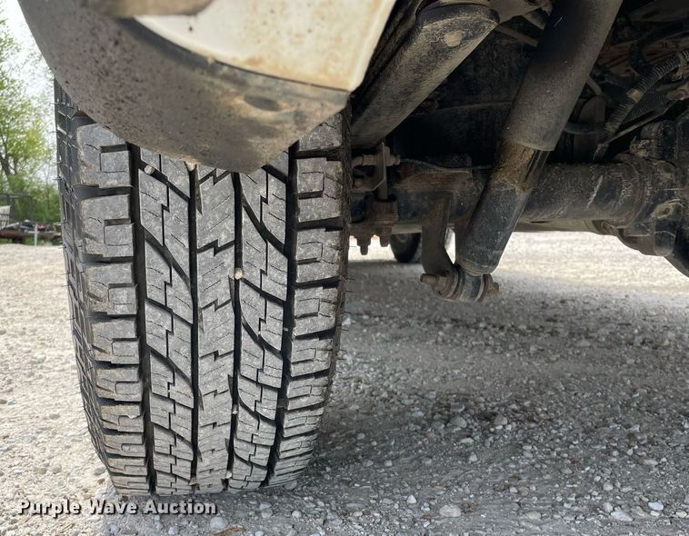 image for item LJ9631 2019 Chevrolet Silverado 1500  Double Cab pickup truck