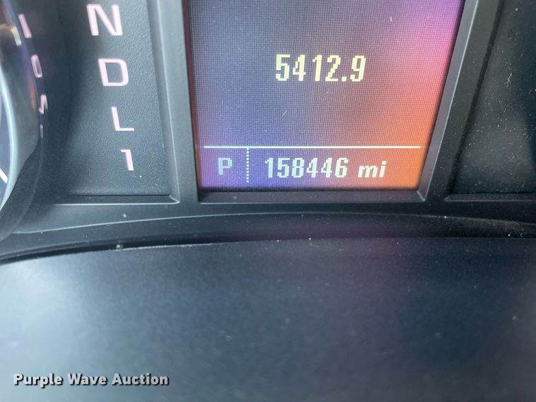 image for item LJ9632 2018 Chevrolet Silverado 2500HD  Double Cab utility bed pickup truck