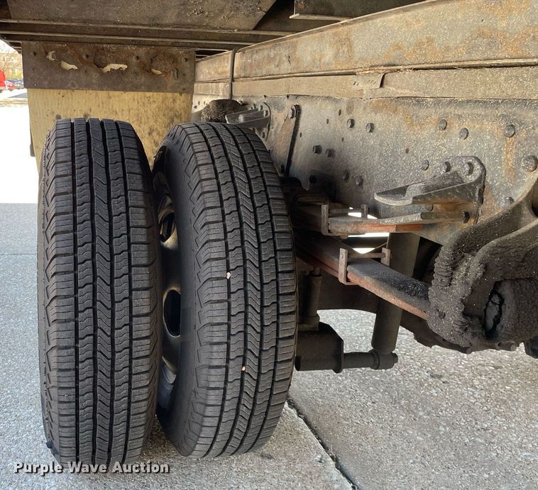 image for item LJ9641 2007 Mitsubishi Fuso FE84D  box truck