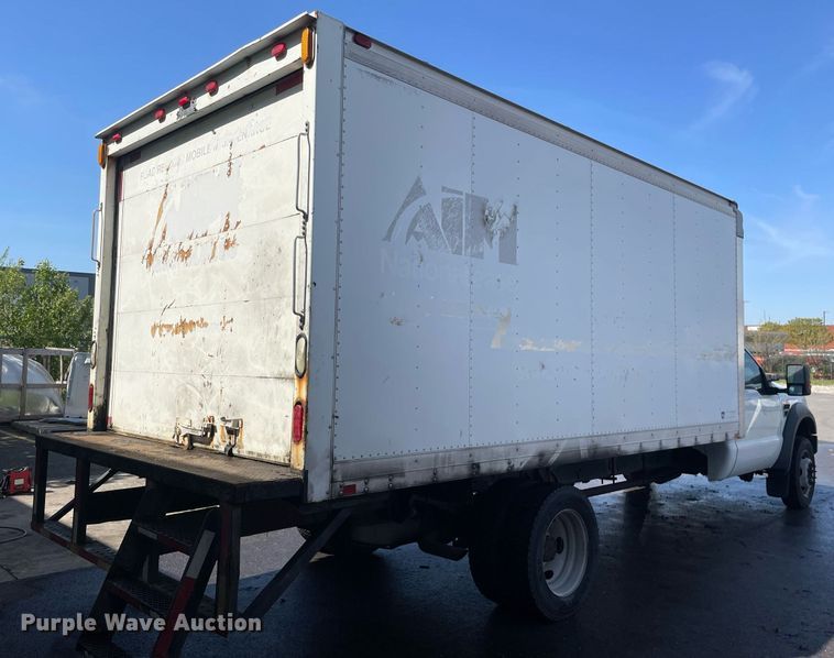 image for item LJ9650 2009  Ford F550 Super Duty XLT  box truck
