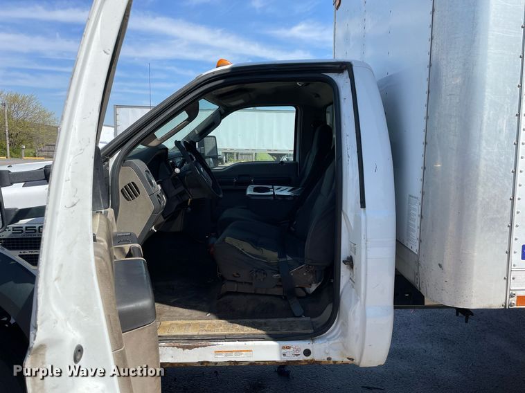 image for item LJ9650 2009  Ford F550 Super Duty XLT  box truck