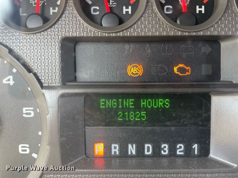 image for item LJ9650 2009  Ford F550 Super Duty XLT  box truck