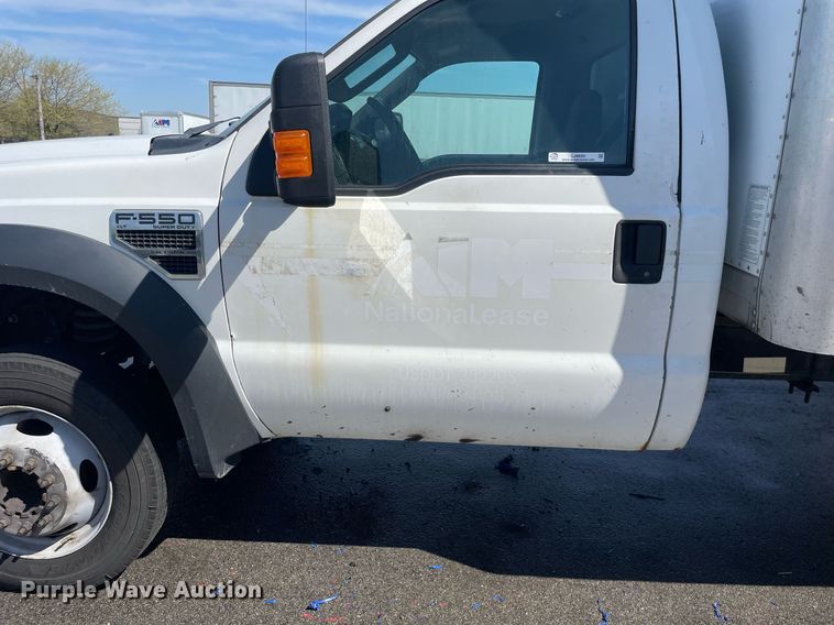 image for item LJ9650 2009  Ford F550 Super Duty XLT  box truck