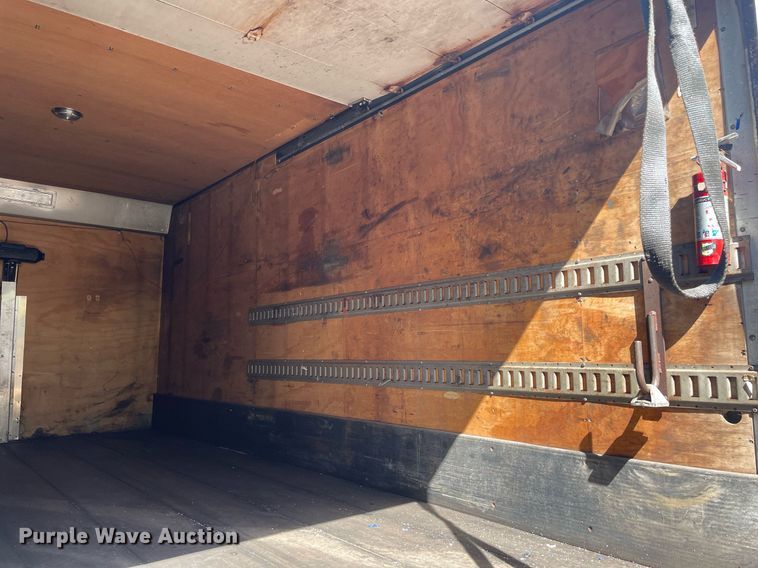 image for item LJ9650 2009  Ford F550 Super Duty XLT  box truck