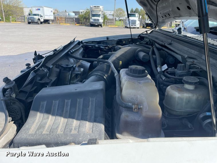 image for item LJ9650 2009  Ford F550 Super Duty XLT  box truck