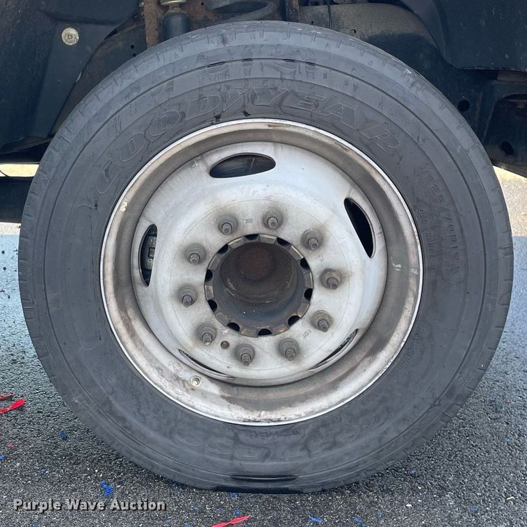 image for item LJ9650 2009  Ford F550 Super Duty XLT  box truck