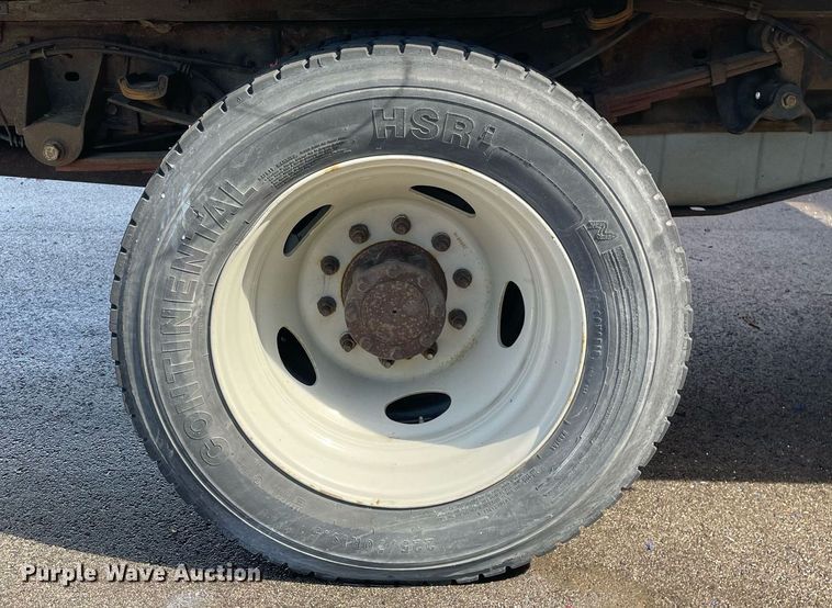 image for item LJ9650 2009  Ford F550 Super Duty XLT  box truck