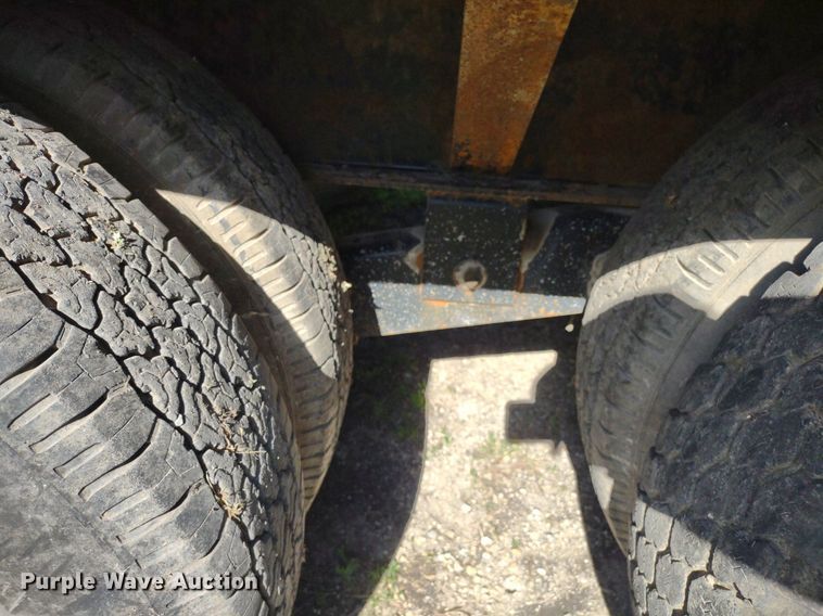 image for item LL9110 1999 Circle M  equipment trailer