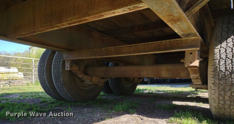 image for item LL9110 1999 Circle M  equipment trailer