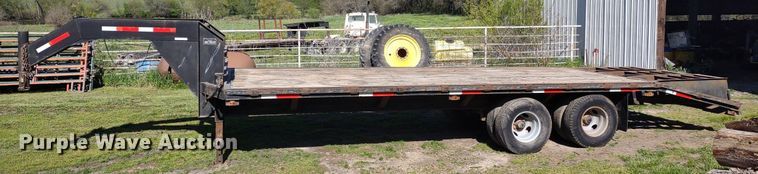 image for item LL9110 1999 Circle M  equipment trailer