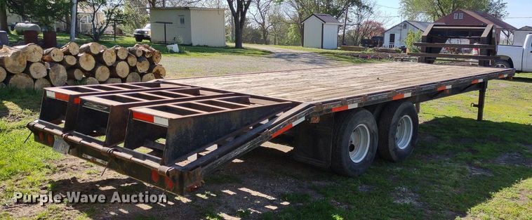 image for item LL9110 1999 Circle M  equipment trailer