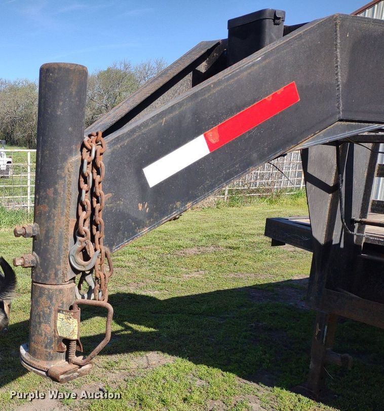 image for item LL9110 1999 Circle M  equipment trailer