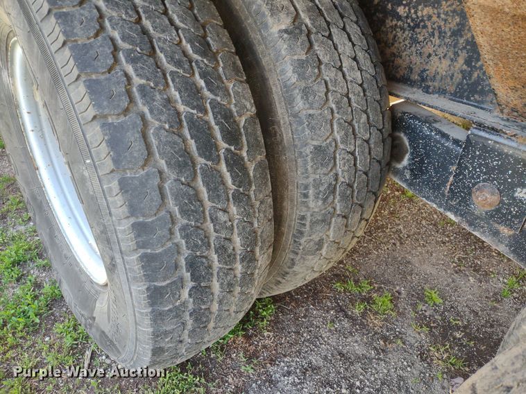 image for item LL9110 1999 Circle M  equipment trailer