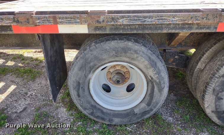 image for item LL9110 1999 Circle M  equipment trailer