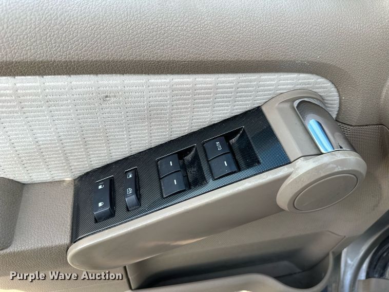 image for item LN9195 2008 Ford Explorer XLT  SUV