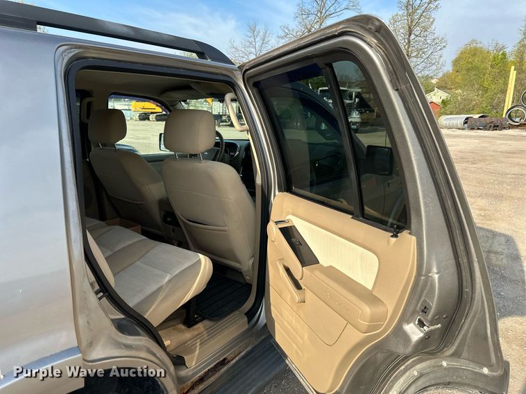 image for item LN9195 2008 Ford Explorer XLT  SUV