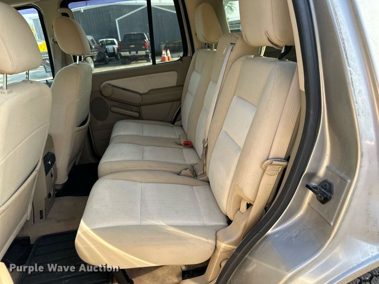 image for item LN9195 2008 Ford Explorer XLT  SUV