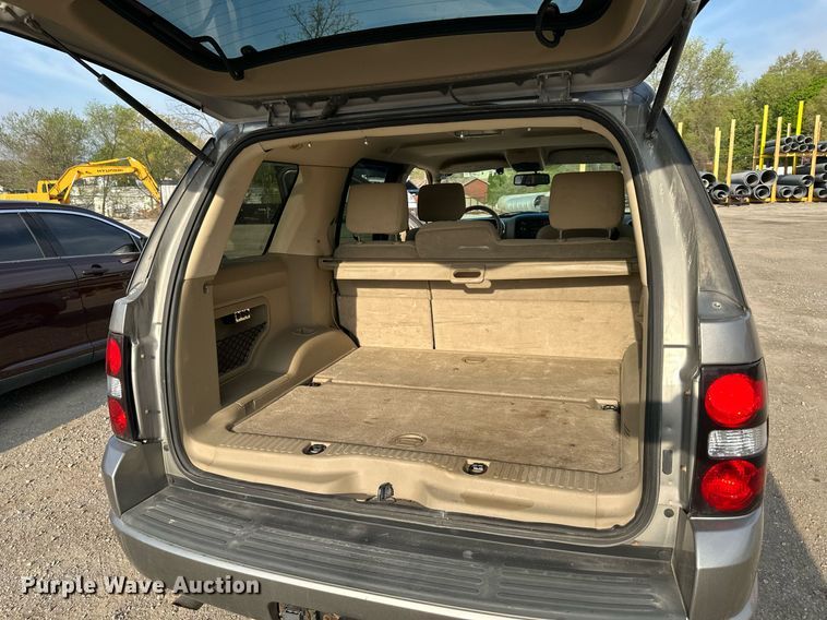 image for item LN9195 2008 Ford Explorer XLT  SUV
