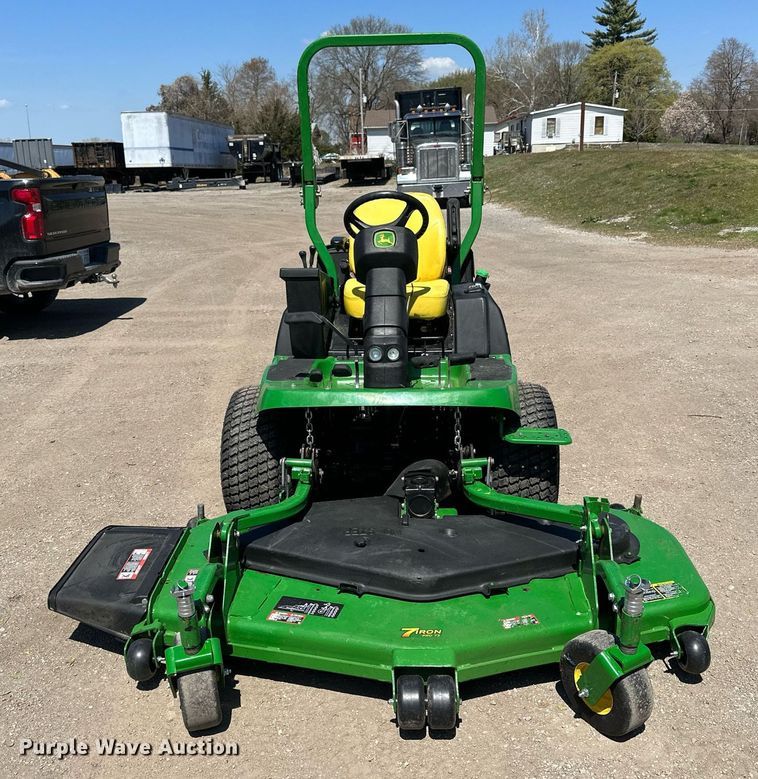 image for item LN9423 2017 John Deere 1580  lawn mower