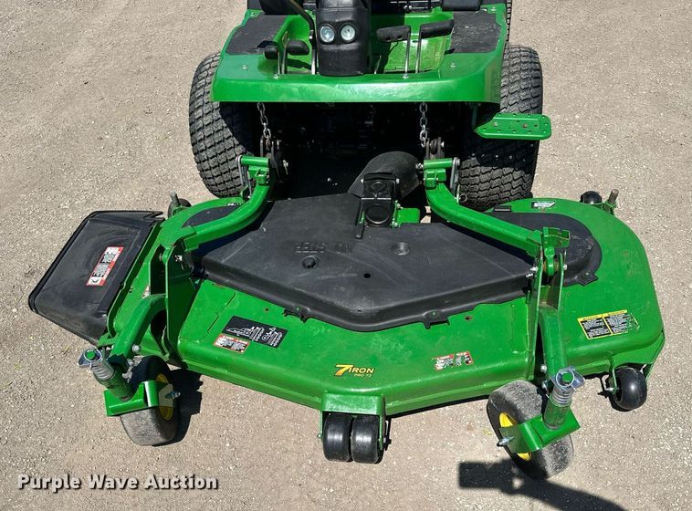 image for item LN9423 2017 John Deere 1580  lawn mower