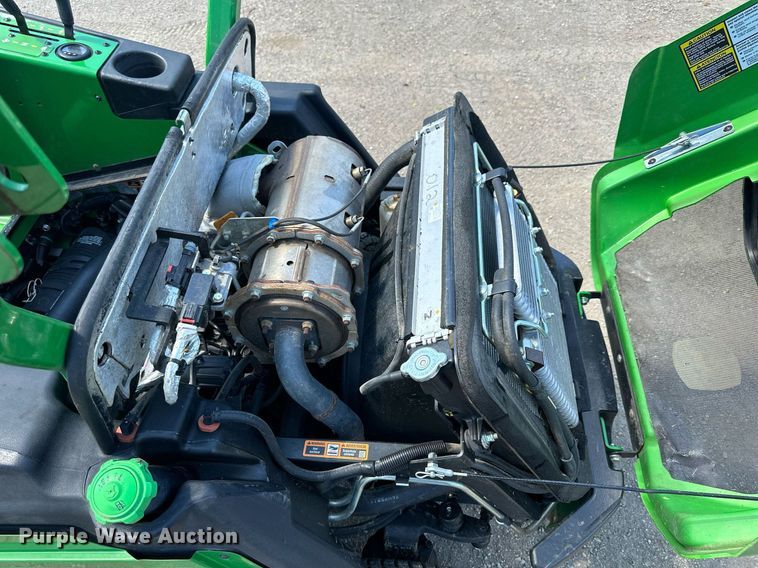 image for item LN9423 2017 John Deere 1580  lawn mower