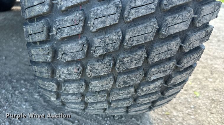 image for item LN9423 2017 John Deere 1580  lawn mower