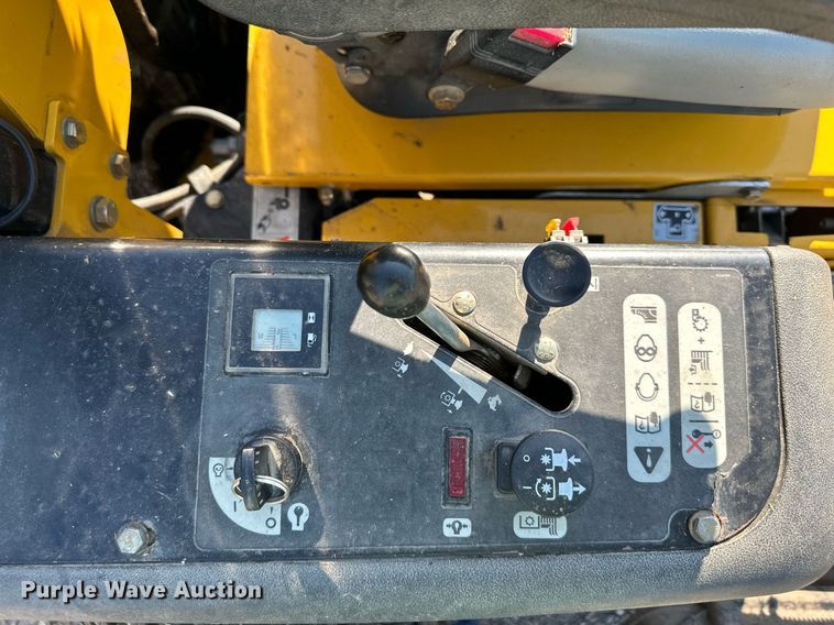 image for item LP9872 Hustler VX460  ZTR lawn mower