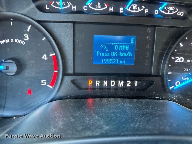 image for item LP9896 2017 Ford F550 Super Duty  SuperCab truck cab and chassis