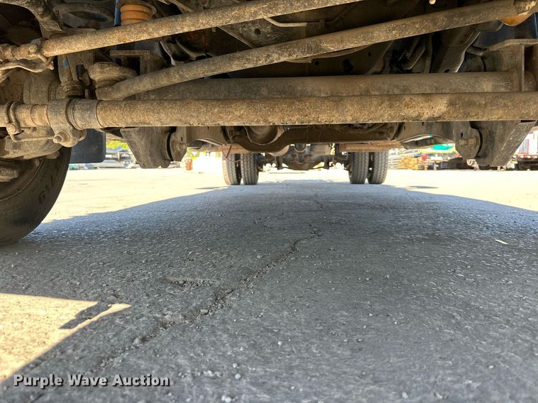 image for item LP9896 2017 Ford F550 Super Duty  SuperCab truck cab and chassis