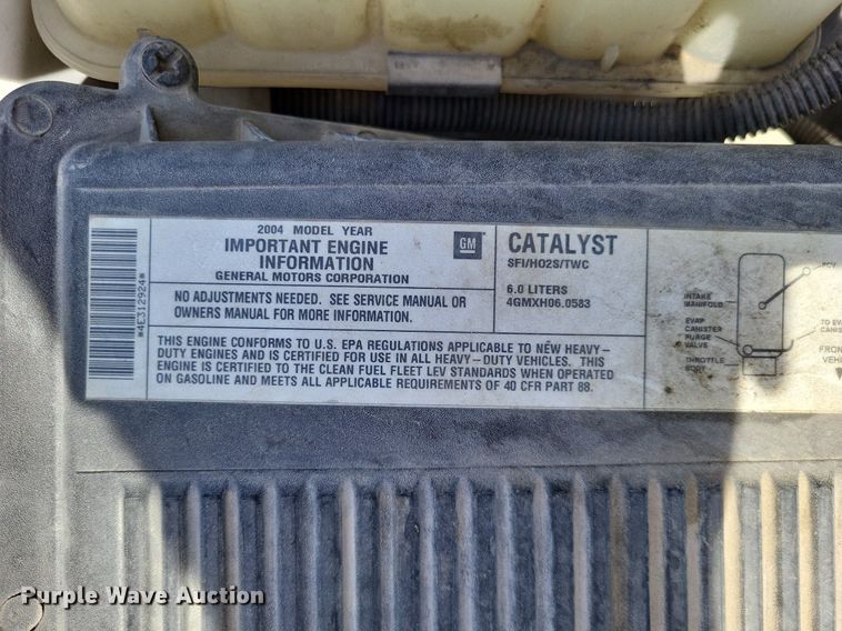 image for item LR9220 2004 Chevrolet Silverado 3500  refrigerated delivery truck