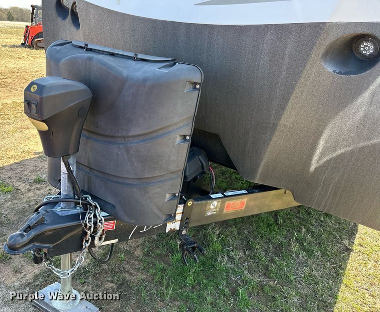 image for item LR9612 2018 Keystone Cougar  camper