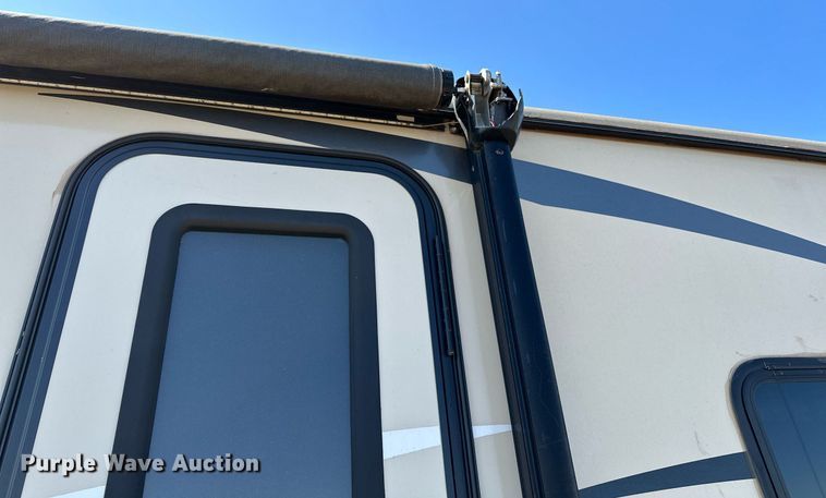 image for item LR9612 2018 Keystone Cougar  camper