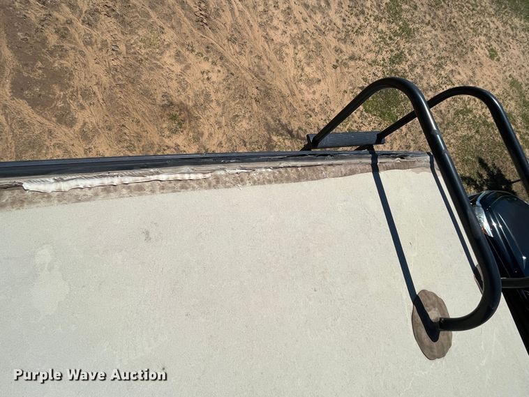 image for item LR9612 2018 Keystone Cougar  camper