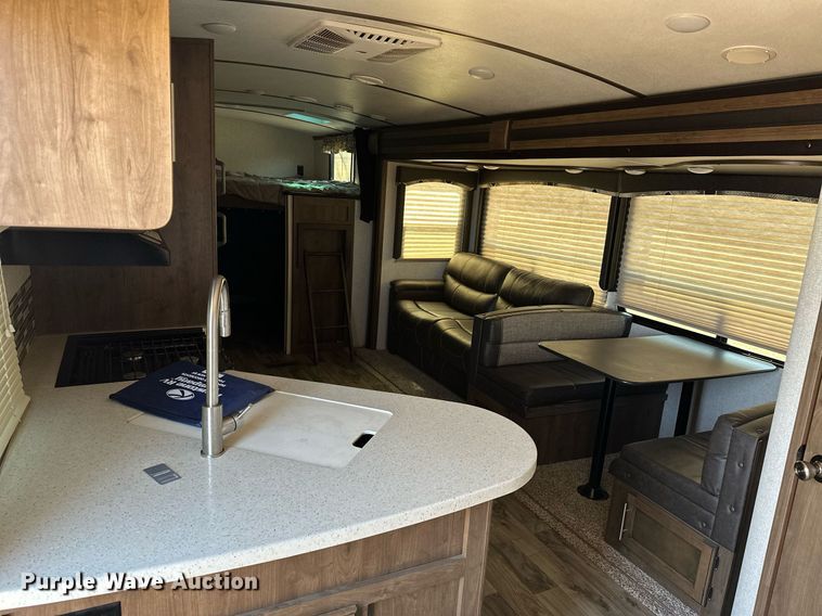 image for item LR9612 2018 Keystone Cougar  camper