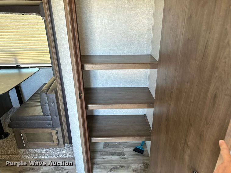 image for item LR9612 2018 Keystone Cougar  camper