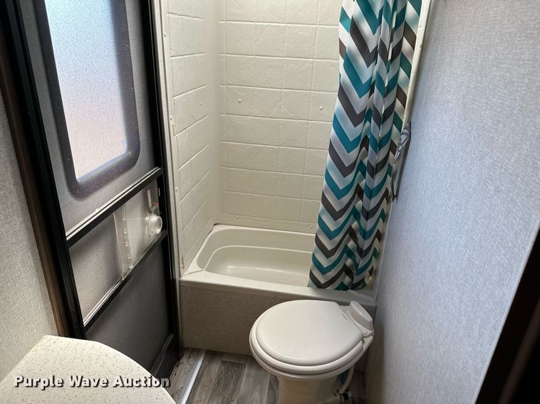 image for item LR9612 2018 Keystone Cougar  camper